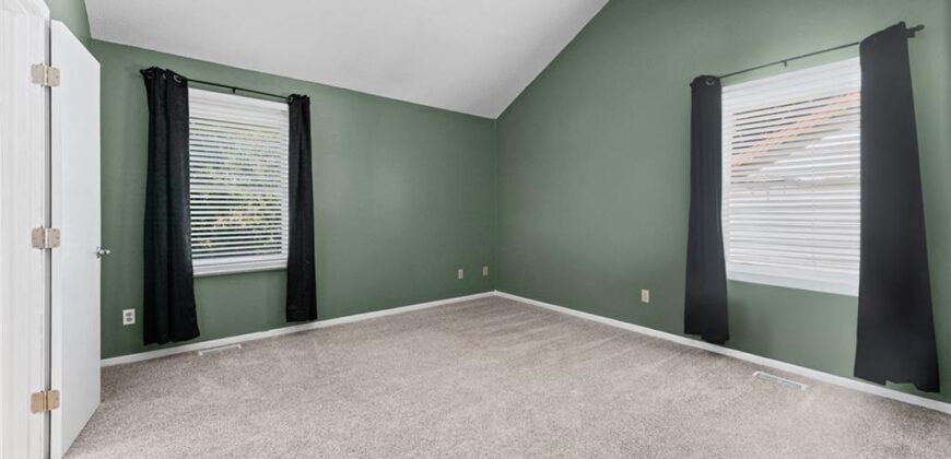 10902 N Harrison Street, Kansas City, MO 64155