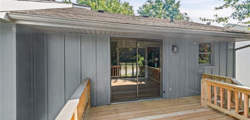 10902 N Harrison Street, Kansas City, MO 64155