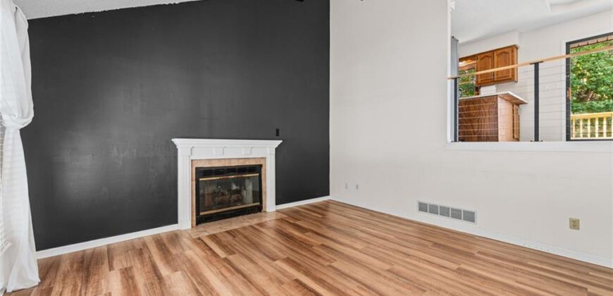 10902 N Harrison Street, Kansas City, MO 64155