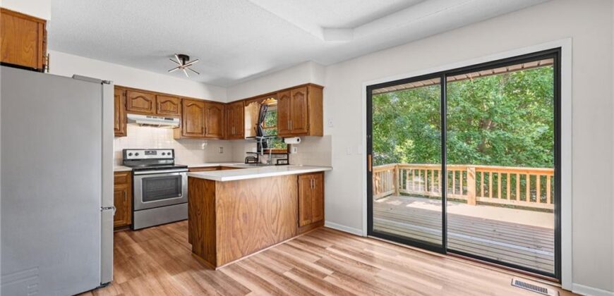 10902 N Harrison Street, Kansas City, MO 64155