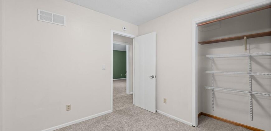 10902 N Harrison Street, Kansas City, MO 64155