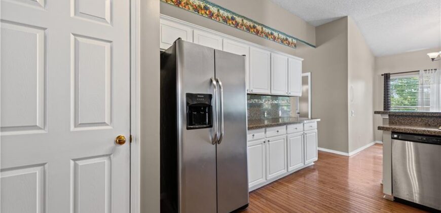9202 N Charlotte Court, Kansas City, MO 64155