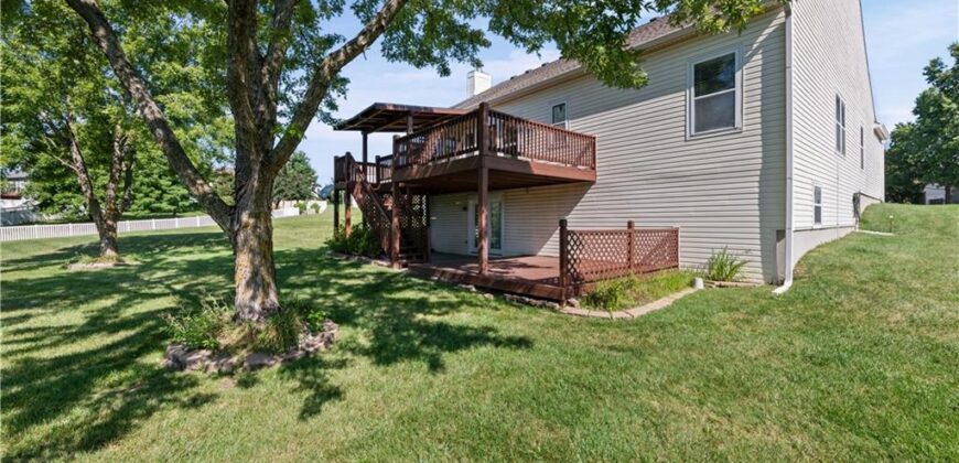 9202 N Charlotte Court, Kansas City, MO 64155