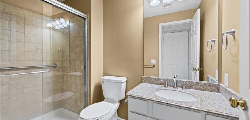 9202 N Charlotte Court, Kansas City, MO 64155