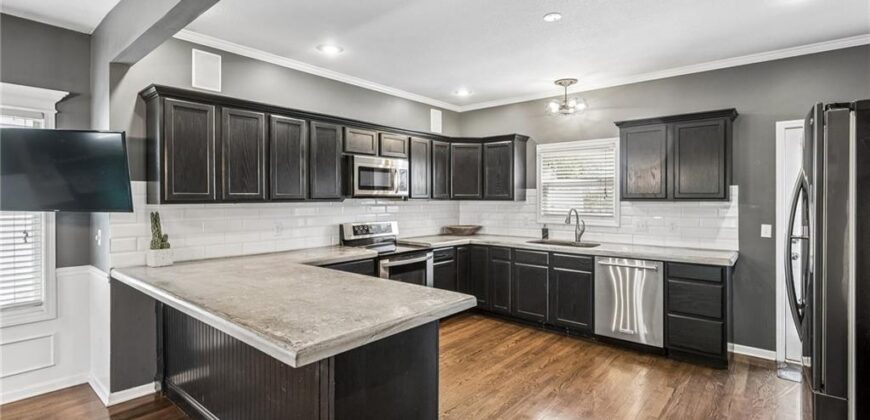 10616 NE 101ST Street, Kansas City, MO 64157