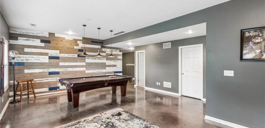 10616 NE 101ST Street, Kansas City, MO 64157