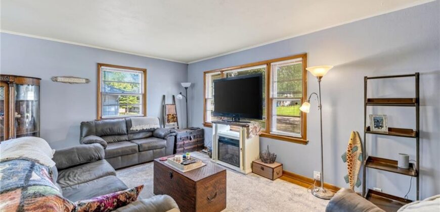 1004 NE 60th Street, Gladstone, MO 64118