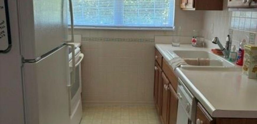 2283 NE 69th Street, Gladstone, MO 64118