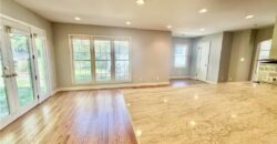 818 East Street, Parkville, MO 64152
