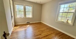 818 East Street, Parkville, MO 64152