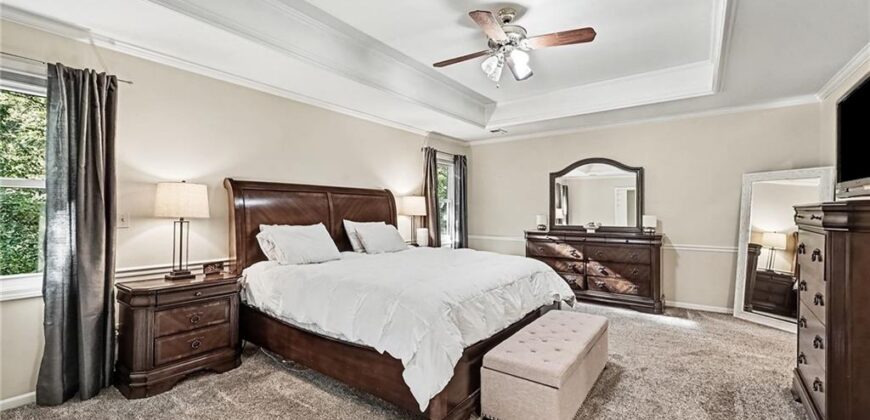 7645 N Lucerne Court, Kansas City, MO 64151