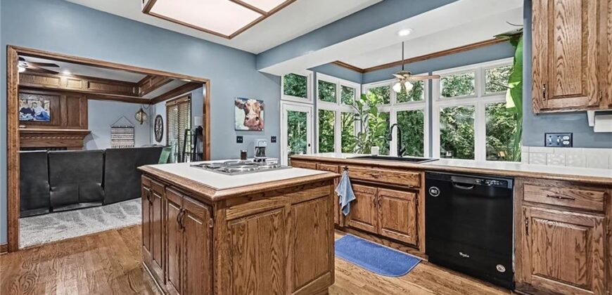 7645 N Lucerne Court, Kansas City, MO 64151