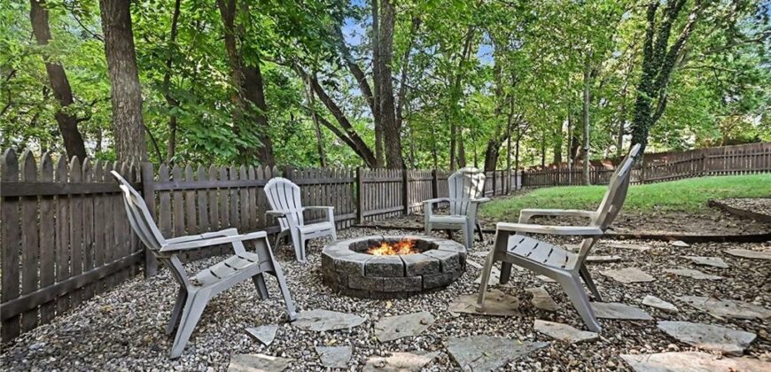 7645 N Lucerne Court, Kansas City, MO 64151