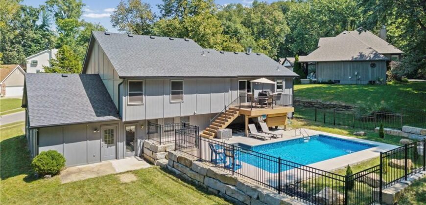 4511 NW APACHE Drive, Riverside, MO 64150