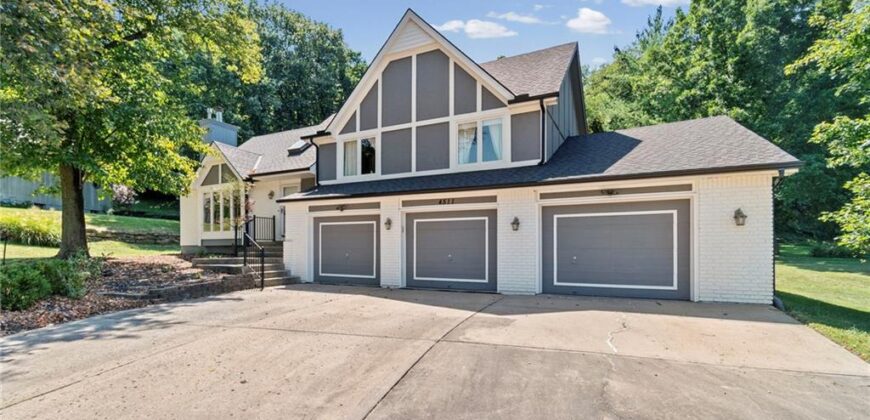 4511 NW APACHE Drive, Riverside, MO 64150