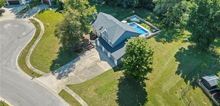 4511 NW APACHE Drive, Riverside, MO 64150