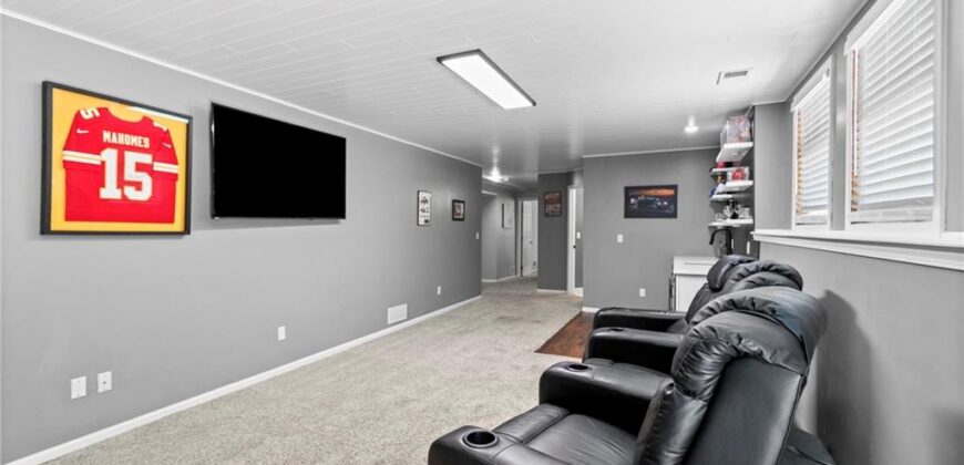 4511 NW APACHE Drive, Riverside, MO 64150