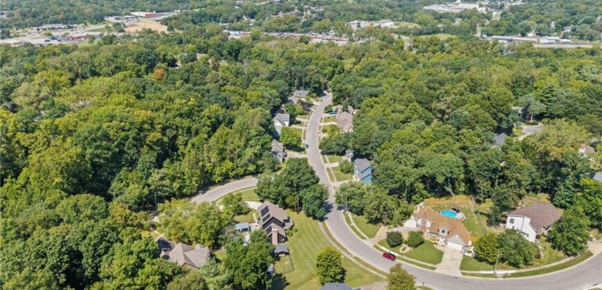 4511 NW APACHE Drive, Riverside, MO 64150