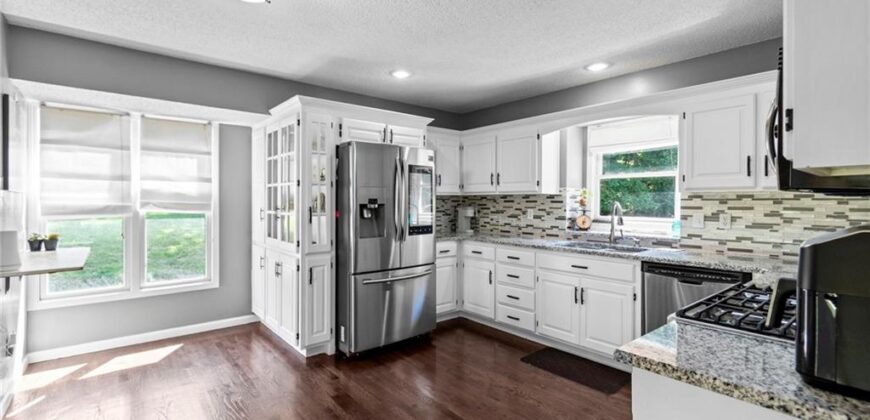 4511 NW APACHE Drive, Riverside, MO 64150