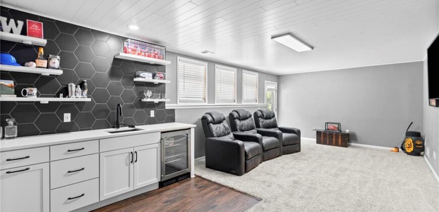 4511 NW APACHE Drive, Riverside, MO 64150