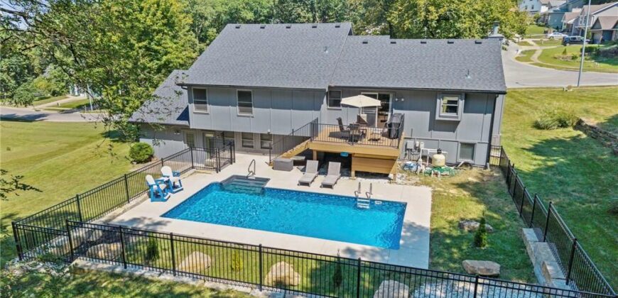 4511 NW APACHE Drive, Riverside, MO 64150