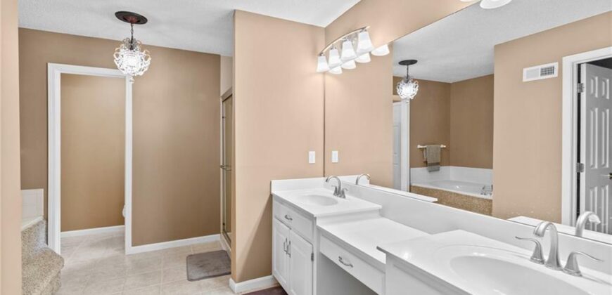 4511 NW APACHE Drive, Riverside, MO 64150