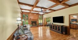 8225 NW Weatherby Drive, Weatherby Lake, MO 64152