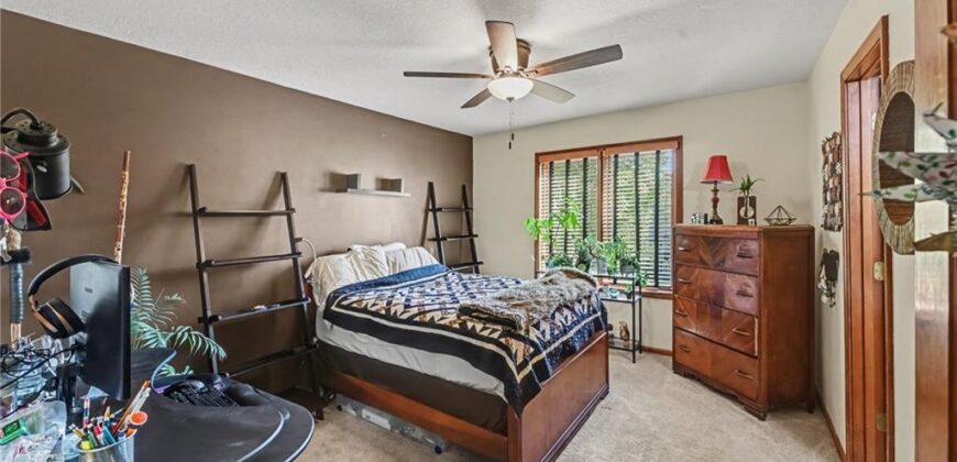 8225 NW Weatherby Drive, Weatherby Lake, MO 64152