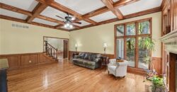 8225 NW Weatherby Drive, Weatherby Lake, MO 64152