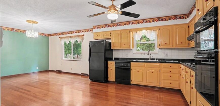 1613 Todd Street, Platte City, MO 64079