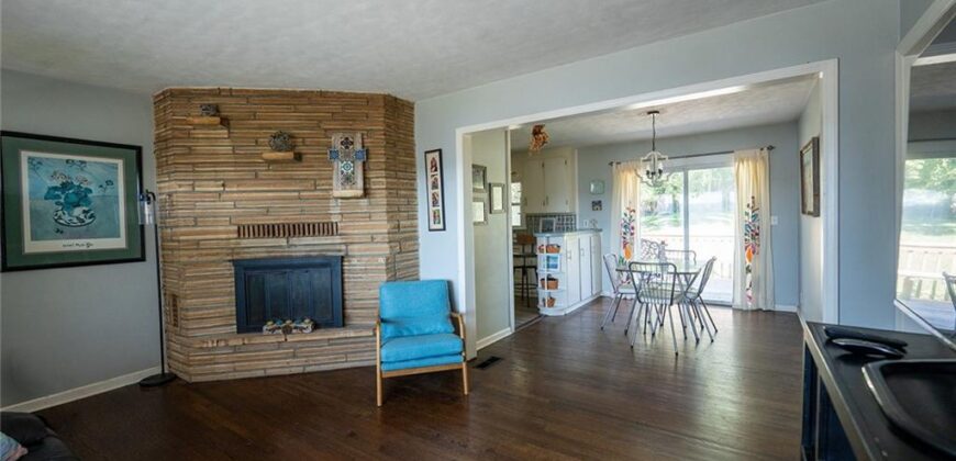 136 NW North Shore Drive, Kansas City, MO 64151