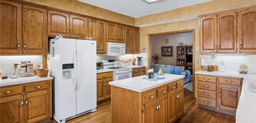 7418 N PROSPECT Avenue, Gladstone, MO 64119