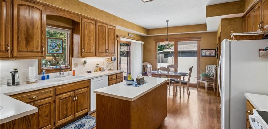 7418 N PROSPECT Avenue, Gladstone, MO 64119