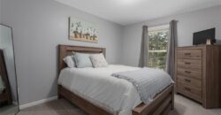 207 Lakeview Drive, Smithville, MO 64089