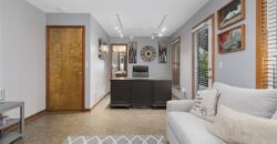 207 Lakeview Drive, Smithville, MO 64089