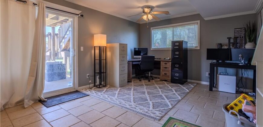1802 Lauren Lane, Kearney, MO 64060