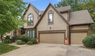 7815 N Kansas Street, Kansas City, MO 64118