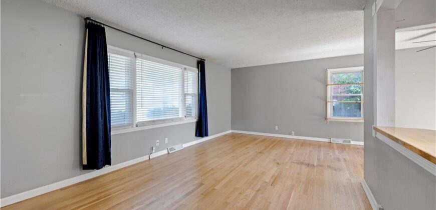 3421 N Chelsea Avenue, Kansas City, MO 64117