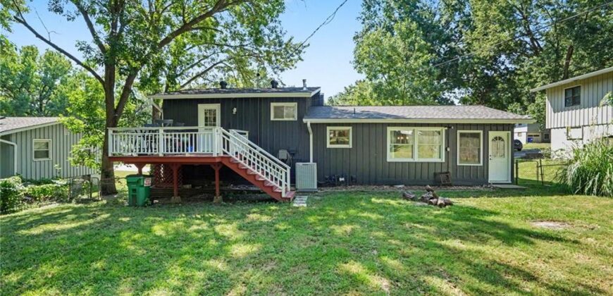 2208 NE 60th Terrace, Gladstone, MO 64118