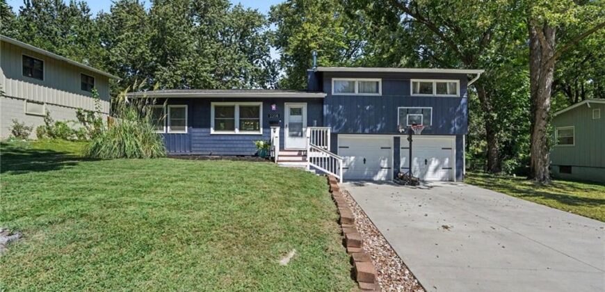 2208 NE 60th Terrace, Gladstone, MO 64118