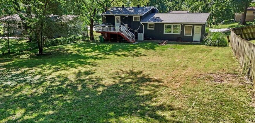 2208 NE 60th Terrace, Gladstone, MO 64118