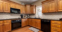 9031 N Manning Avenue, Kansas City, MO 64157