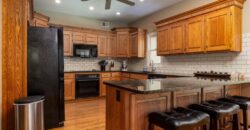 9031 N Manning Avenue, Kansas City, MO 64157