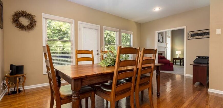 9031 N Manning Avenue, Kansas City, MO 64157