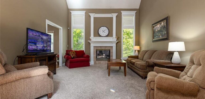 9031 N Manning Avenue, Kansas City, MO 64157