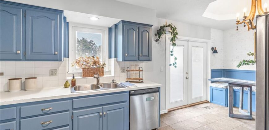 516 NW 80th Terrace, Kansas City, MO 64118