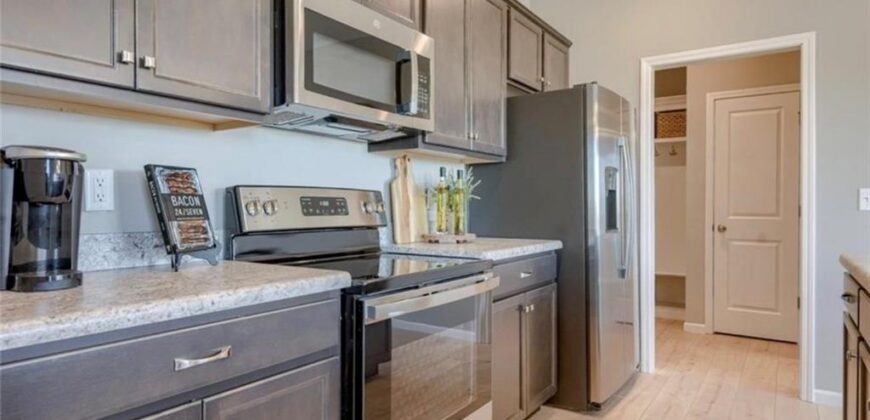 3037 NW 96th Terrace, Kansas City, MO 64154