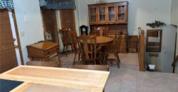 6527 Sioux Drive, Parkville, MO 64152