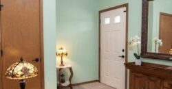 6527 Sioux Drive, Parkville, MO 64152