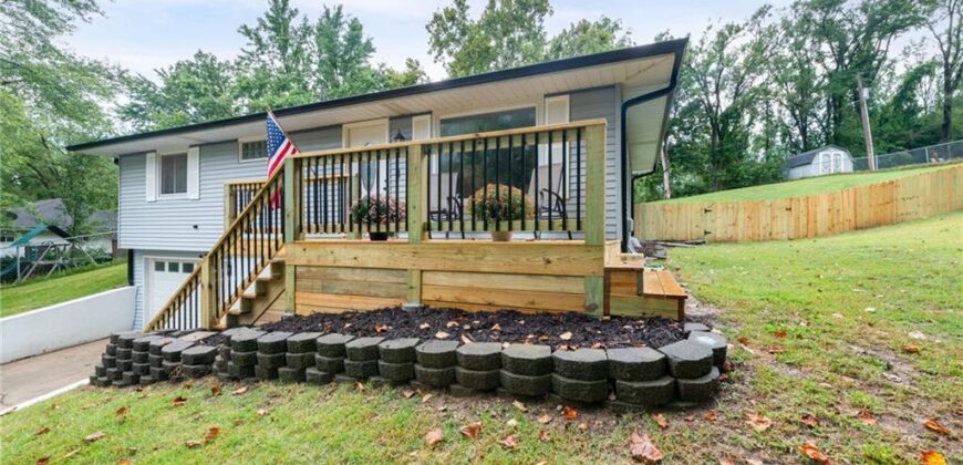 15 Village Circle Drive, Platte City, MO 64079